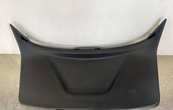 Alfa Romeo Stelvio Tailgate trim 