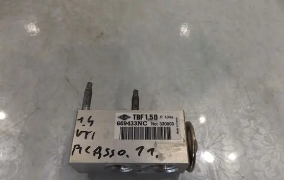Citroen C3 Picasso Air conditioning (A/C) expansion valve 