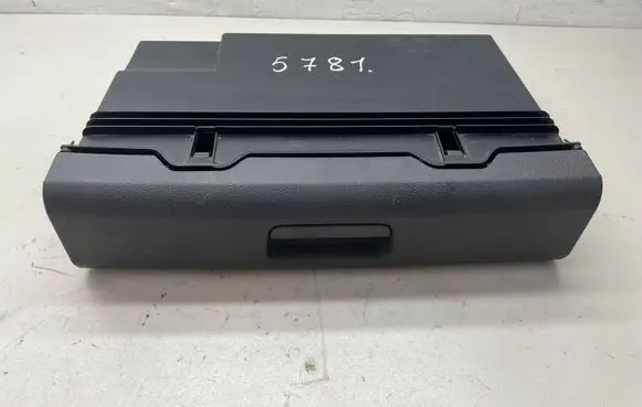 Volkswagen Touran I Glove box 1T0881580D
