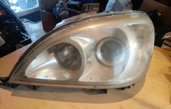 Mercedes-Benz ML W163 Headlight/headlamp