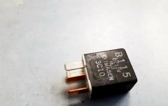 Mazda 3 I Other relay B115DC12V