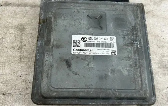 Skoda Octavia Mk2 (1Z) Engine control unit/module 03L906023AG 5WP42814AA
