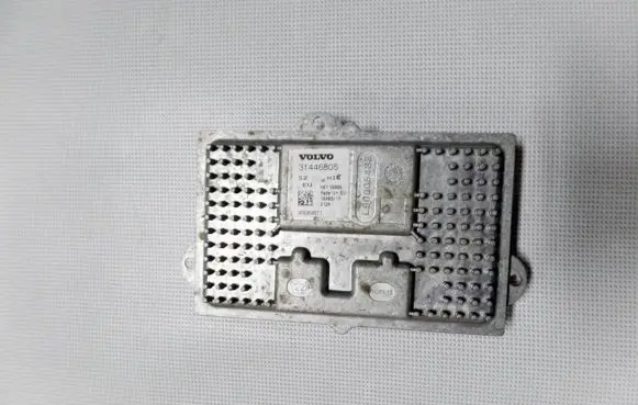 Volvo S90, V90 Headlight ballast module Xenon 31446805
