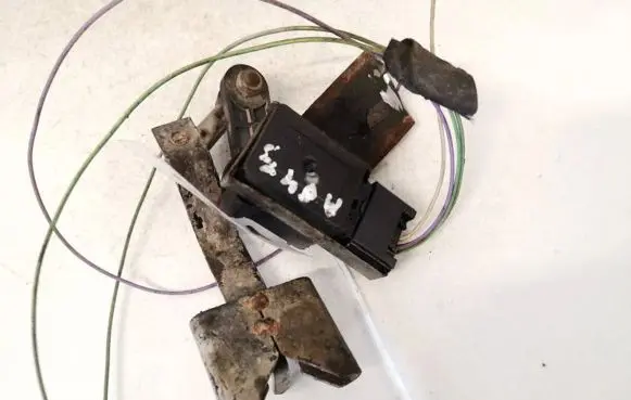 Nissan King Cab, Navara Accelerator throttle pedal