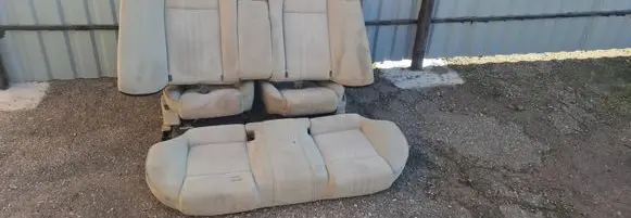 Seat set