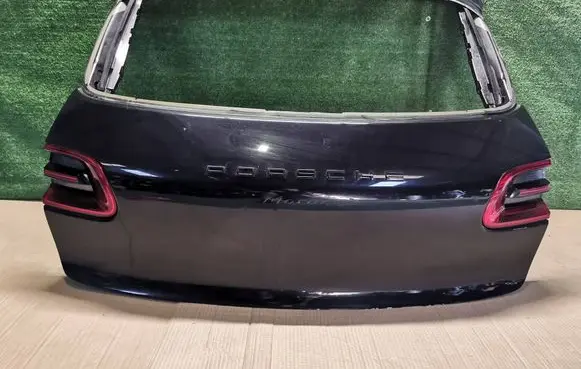 Porsche Macan (95B) Tailgate/trunk/boot lid 95B827159