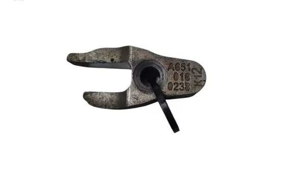 Mercedes-Benz E W212 Fuel Injector clamp holder A6510160238