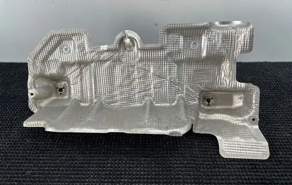 Volkswagen Caddy Exhaust heat shield 5R3825611