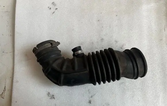 Peugeot 406 Air intake hose/pipe 9620799080