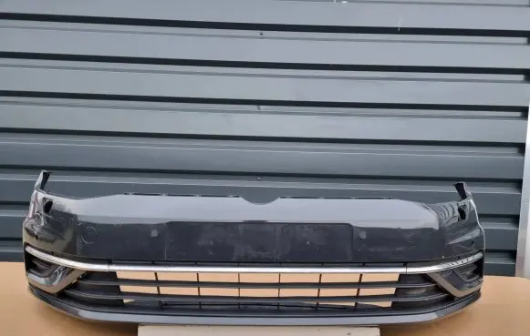 Volkswagen Golf VII Front bumper 5G0807221FL