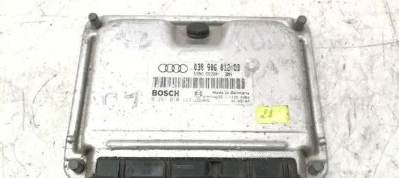 Audi A3 S3 8L Engine control unit/module 038906012BB 0281010123 28SA4232