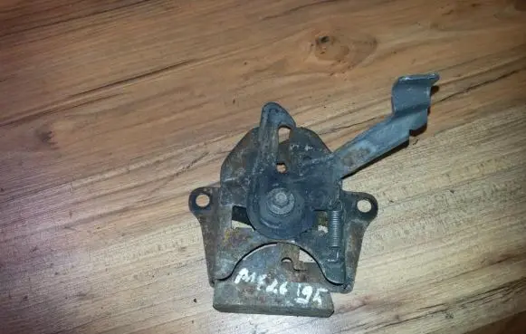 Mazda 626 Engine bonnet/hood lock/catch