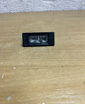 Audi A3 S3 8V Number plate light 5NA943021 F1303