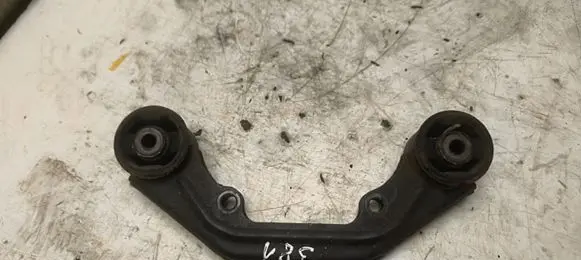 Renault Kangoo I Rear differential mounting bracket 