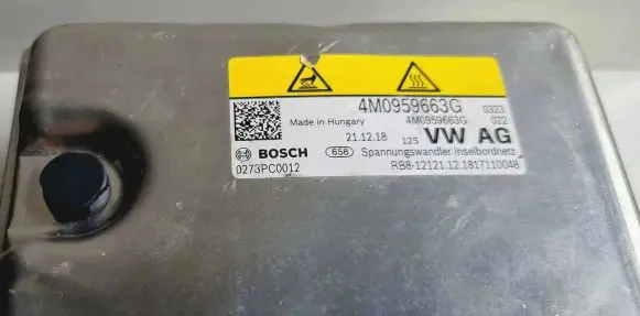 Volkswagen Touareg III Voltage converter inverter 4M0959663G