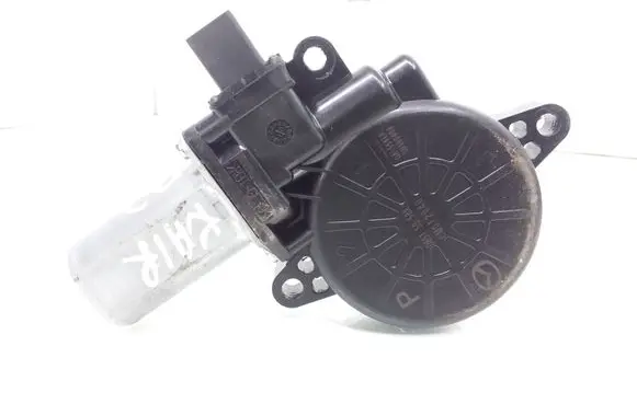 Mazda 3 II Front door window regulator motor D6515958X CM012040 GA558LP