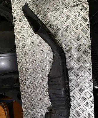 Opel Insignia A Air intake duct part 95068PS