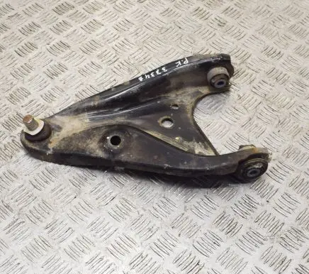Dacia Sandero Front lower control arm/wishbone