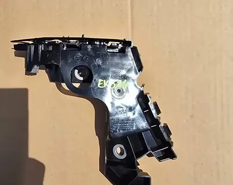 Volkswagen Polo VI Front bumper mounting bracket 2GS807184B R80446