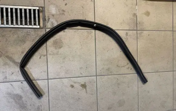 Opel Corsa F Engine compartment rubber 