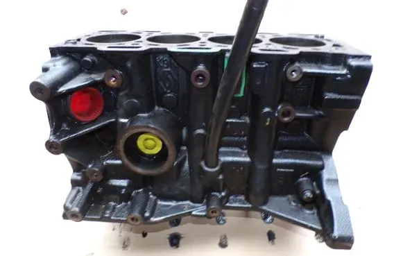Nissan Qashqai Engine block 629925