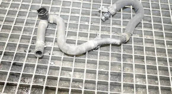Seat Alhambra (Mk2) Engine coolant pipe/hose 7N0122073M