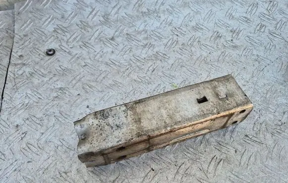 Audi A6 S6 C6 4F Front bumper shock/impact absorber 4F0807134