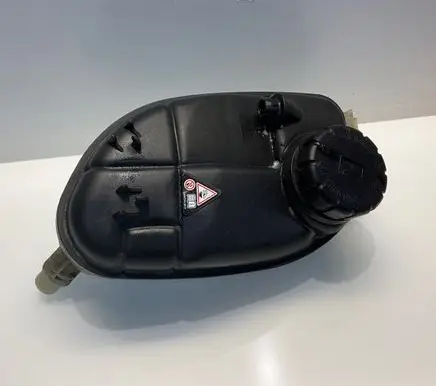 Mercedes-Benz B W246 W242 Coolant expansion tank/reservoir A2465000049 2465000049