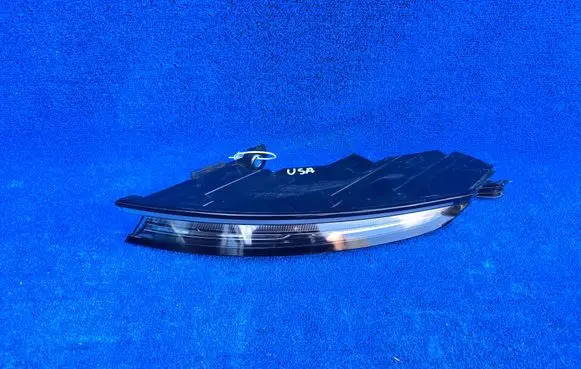 Porsche Taycan 9J1 Rear/tail lights 9JA945308B
