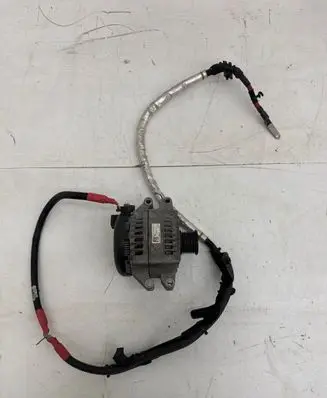 BMW 2 F22 F23 Generator/alternator 761612005 1042106515