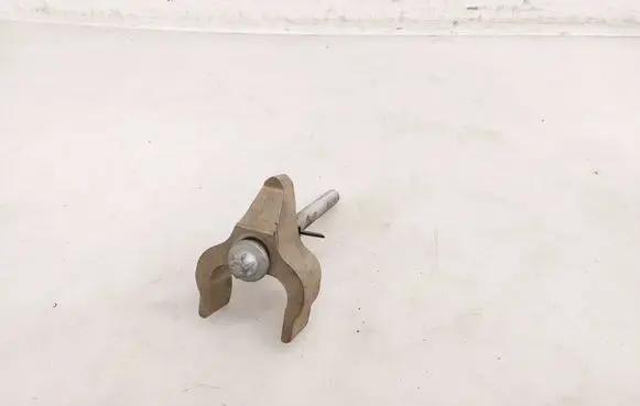 Mini One - Cooper F56 F55 Fuel Injector clamp holder 