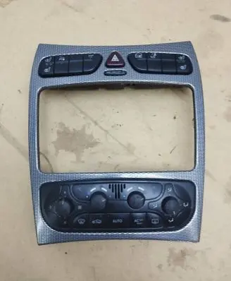 Mercedes-Benz CLK A209 C209 Climate control unit A2098300385 D030351 9140010496