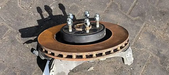 KIA Stinger Front wheel hub spindle knuckle