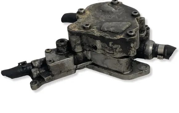 Volkswagen Golf IV Vacuum pump 038145209A