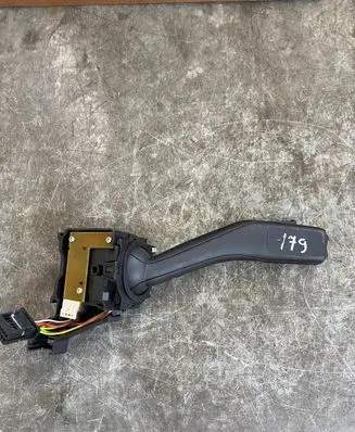 Volkswagen Golf V Indicator stalk 1K0953513G 01103512 10351210334513