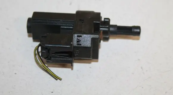 Ford Focus Brake pedal sensor switch 4M5T7C53AAA
