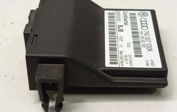 Volkswagen Touran II Gateway control module 7N0907530K