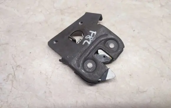 BMW M4 F82 F83 Seat back rest lock catch 52207112864 7112864