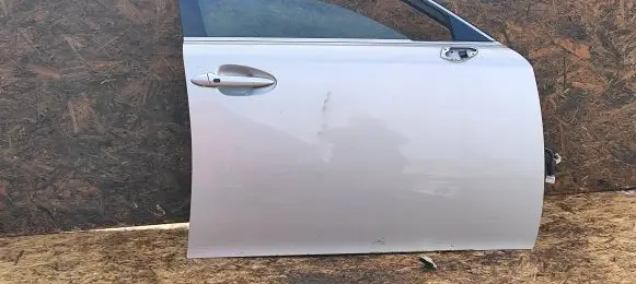 Lexus IS 220D-250-350 Front door