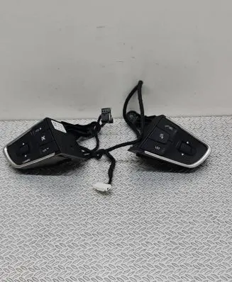 Peugeot 508 Steering wheel buttons/switches 9677976377 34170601 20160719