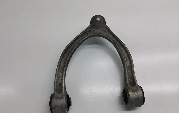 Mercedes-Benz C W205 Front lower control arm/wishbone A2053303403
