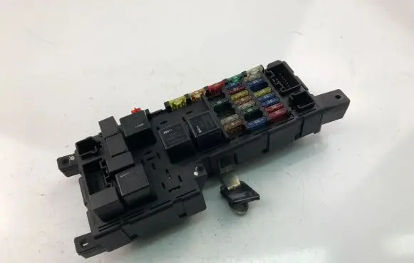 Volvo S60 Fuse box set 518322110