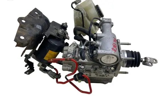 Toyota Prius+ (ZVW40) Brake booster 4727047030