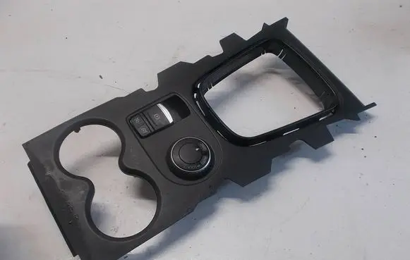 Renault Kadjar Gear shifter surround trim plastic 