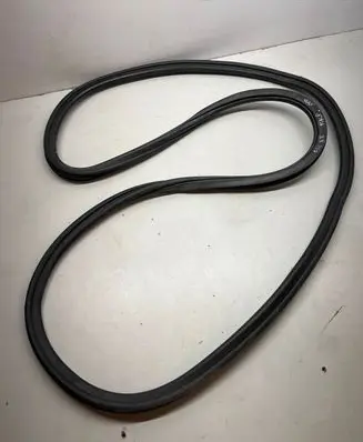 Audi A4 S4 B8 8K Front door rubber seal 8K0831721E