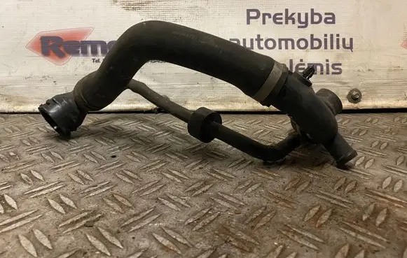 Volkswagen PASSAT CC Engine coolant pipe/hose 3C0122291D 1K0121087AH