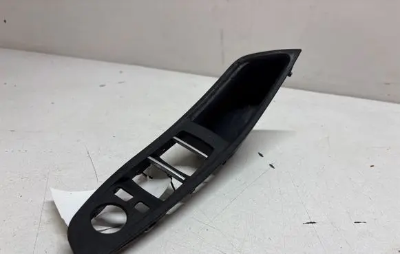BMW 5 F10 F11 Electric window control switch 9183539