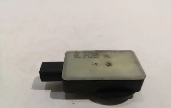 Mercedes-Benz S W222 Airbag deployment crash/impact sensor A2229051300 2808130033
