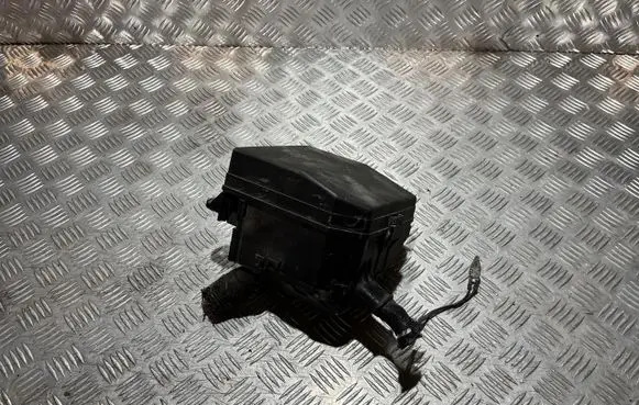 Mitsubishi Eclipse Cross Fuse box cover PU19885
