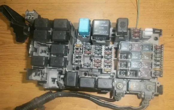 Mazda 6 Fuse box set